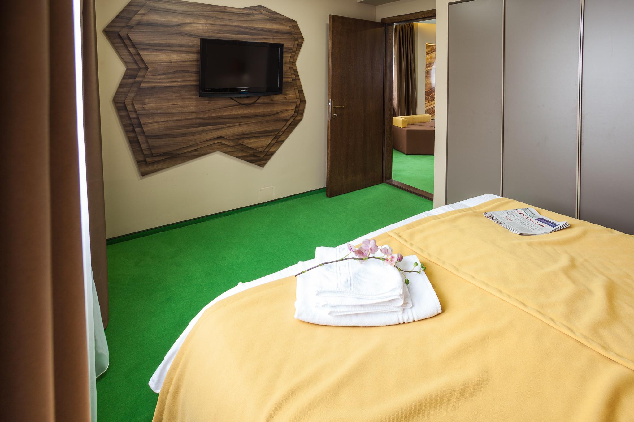 Aparthotel Gutinului คลูจ-นาโปกา ภายนอก รูปภาพ