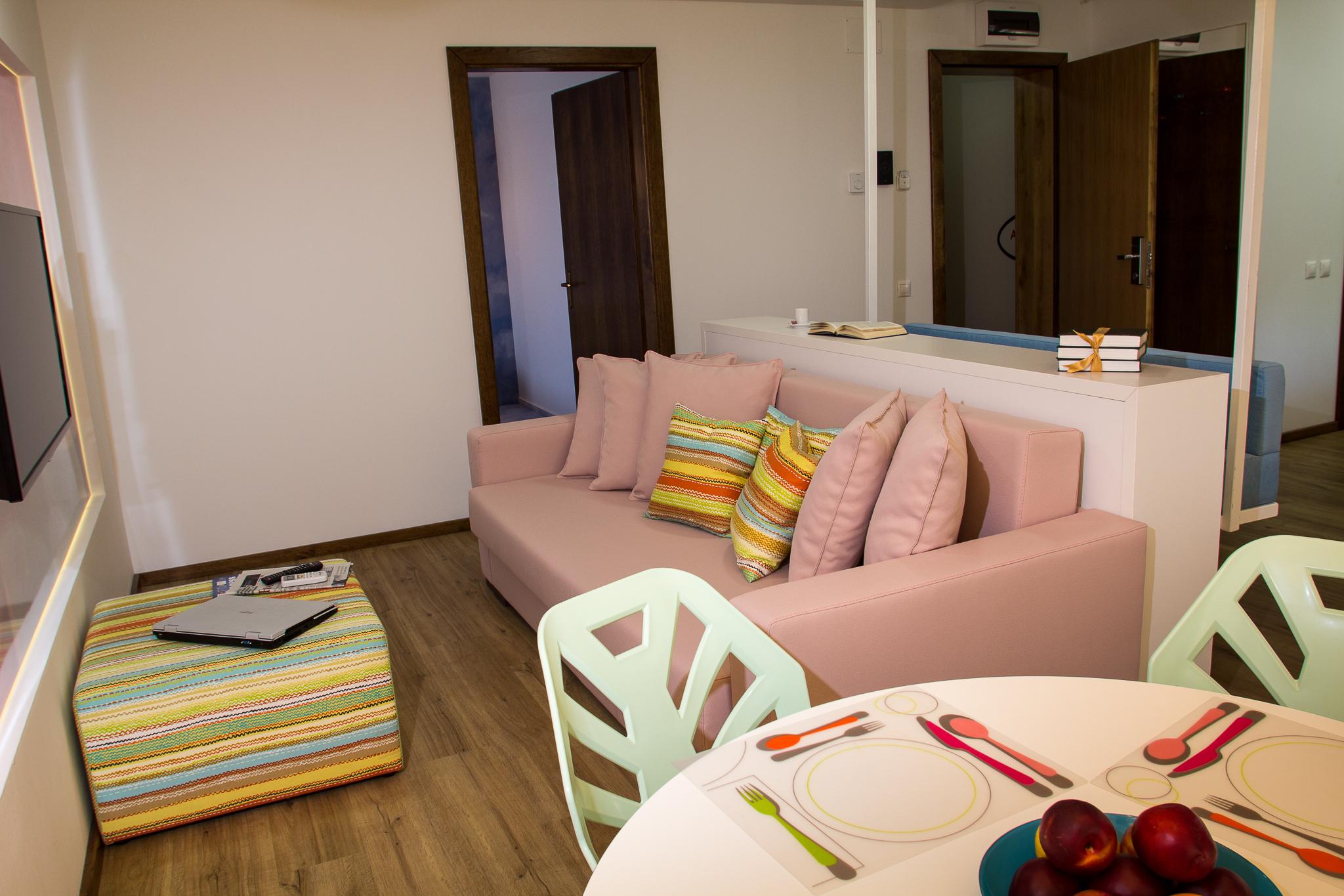 Aparthotel Gutinului คลูจ-นาโปกา ภายนอก รูปภาพ