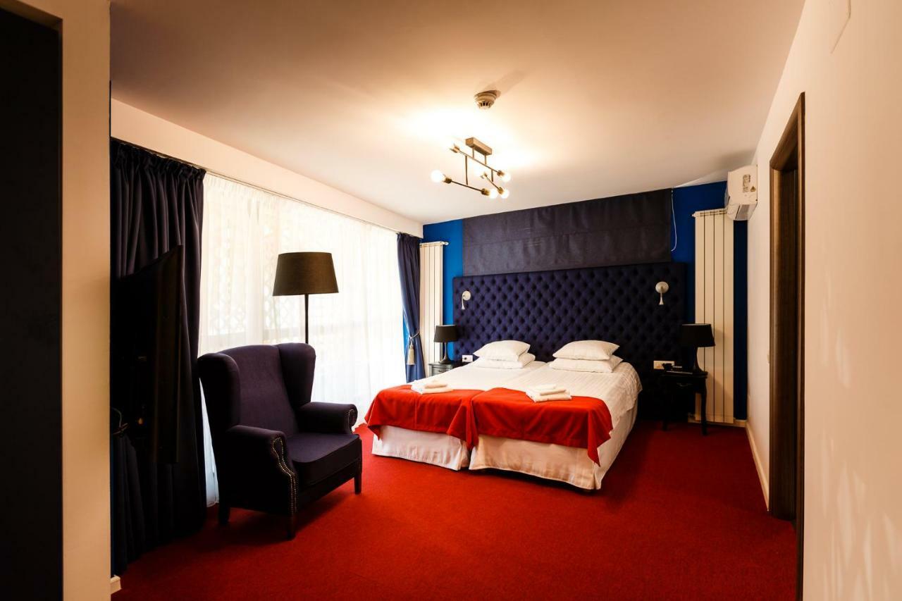 Aparthotel Gutinului คลูจ-นาโปกา ภายนอก รูปภาพ
